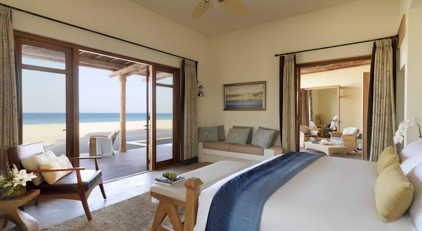 Hotel with private pool - Anantara Sir Bani Yas Island Al Yamm Villa Resort