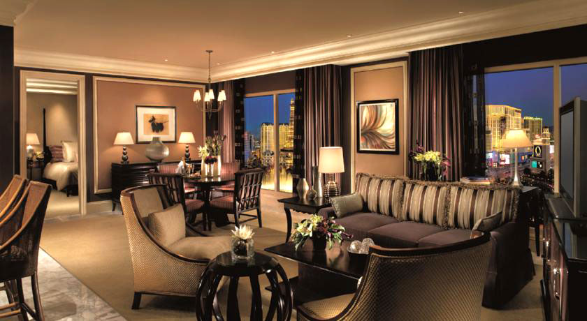 Las Vegas Luxury Hotel Rooms With Private Pools At Bellagio