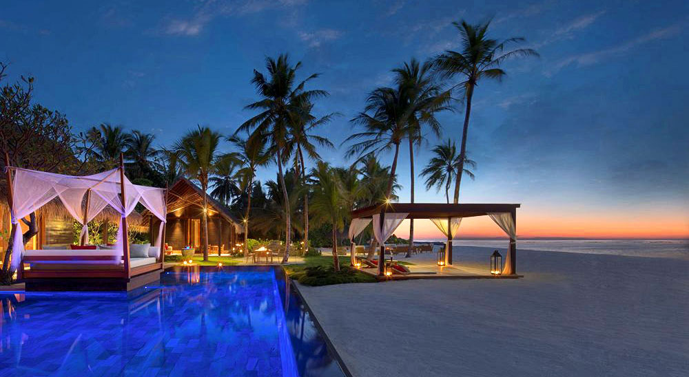 Hotel with private pool - One&Only Reethi Rah