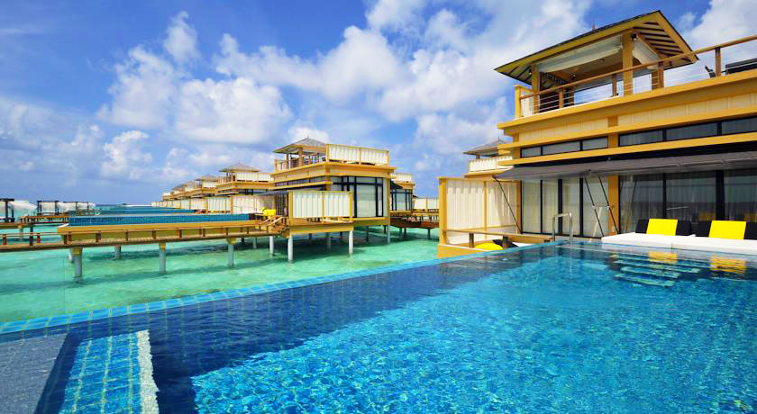 Hotel with private pool - Angsana Velavaru