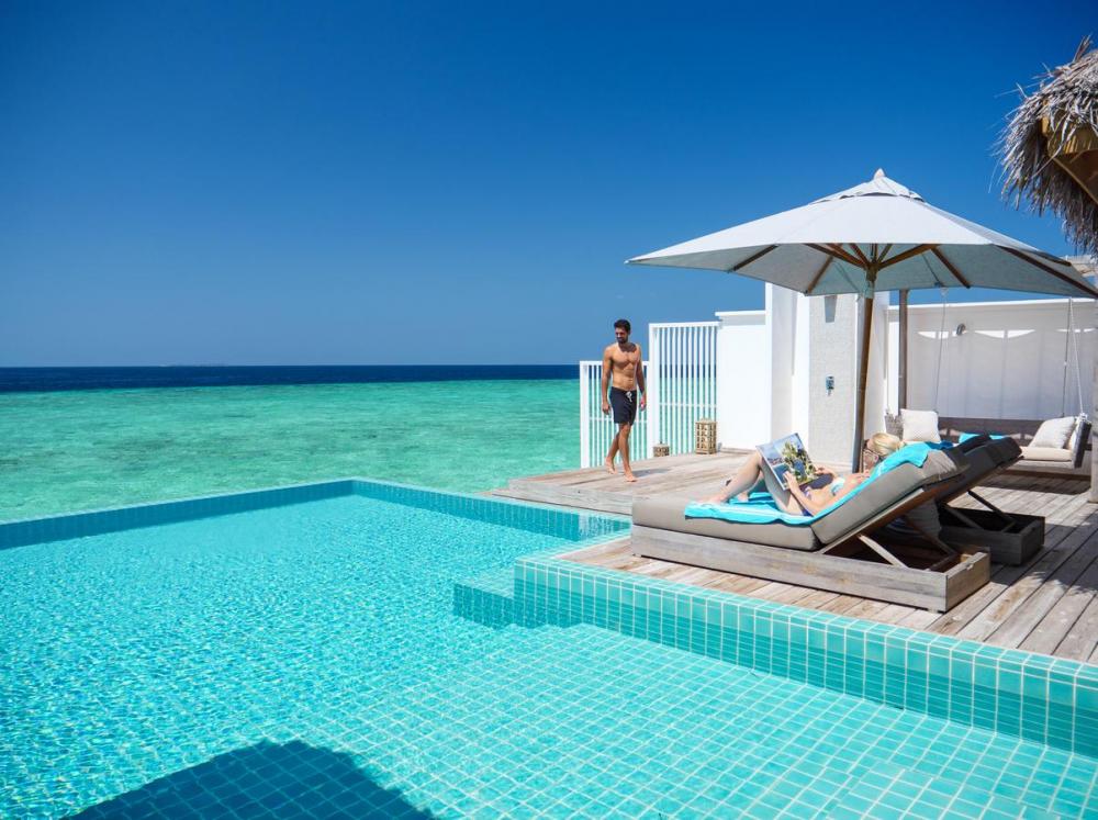 Hotel with private pool - Seaside Finolhu