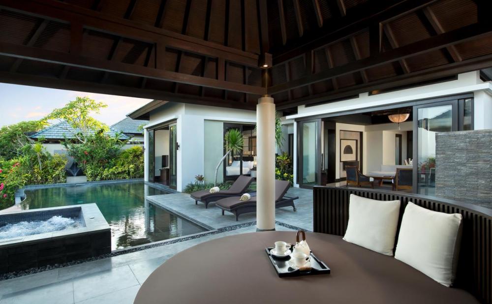 Hotel with private pool - Jumana Bali Ungasan Resort