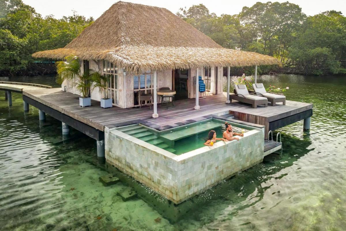 Hotel with private pool - Nayara Bocas del Toro