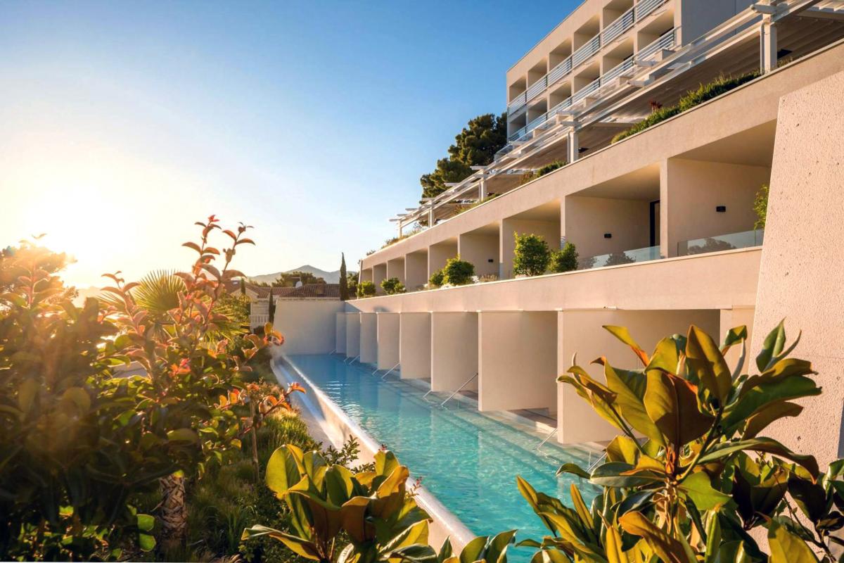 Hotel with private pool - Bluesun hotel Berulia