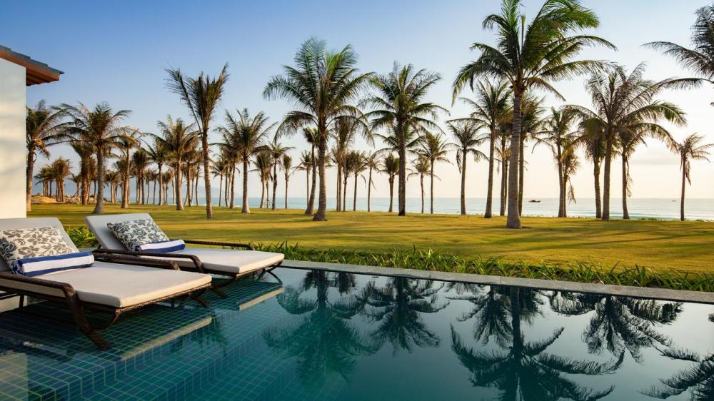 Hotel with private pool - Radisson Blu Resort Cam Ranh