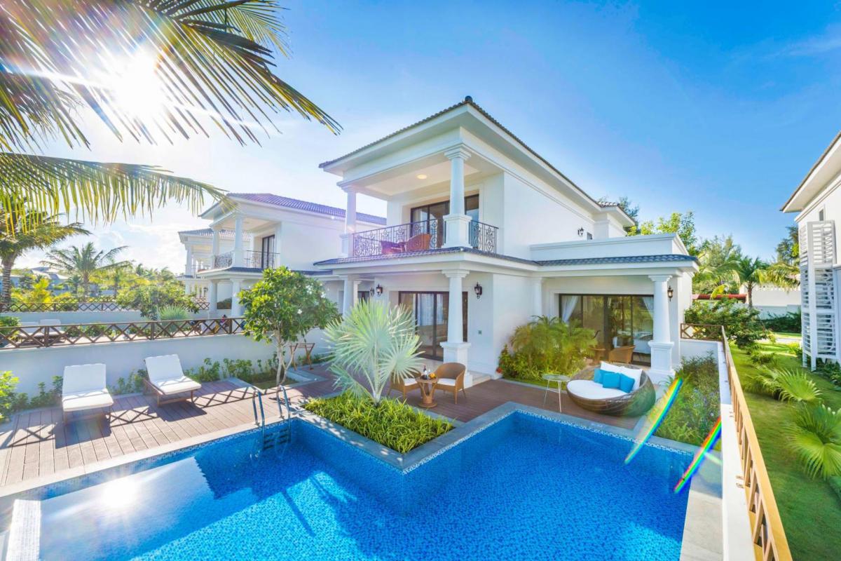 Hotel with private pool - Vinpearl Resort & Spa Da Nang- Wellness Villas By The Beach