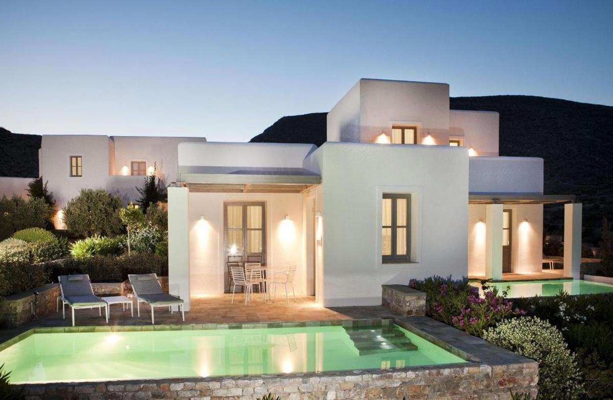 Hotel with private pool - ANEMI Folegandros