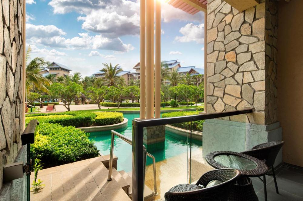 Hotel with private pool - Hilton Sanya Yalong Bay Resort & Spa