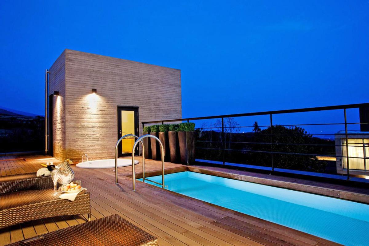 Hotel with private pool - Lotte Resort Jeju Artvillas