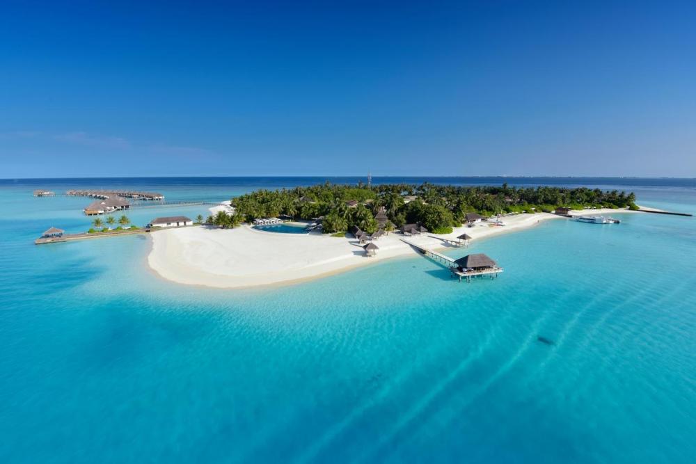 Hotel with private pool - Velassaru Maldives