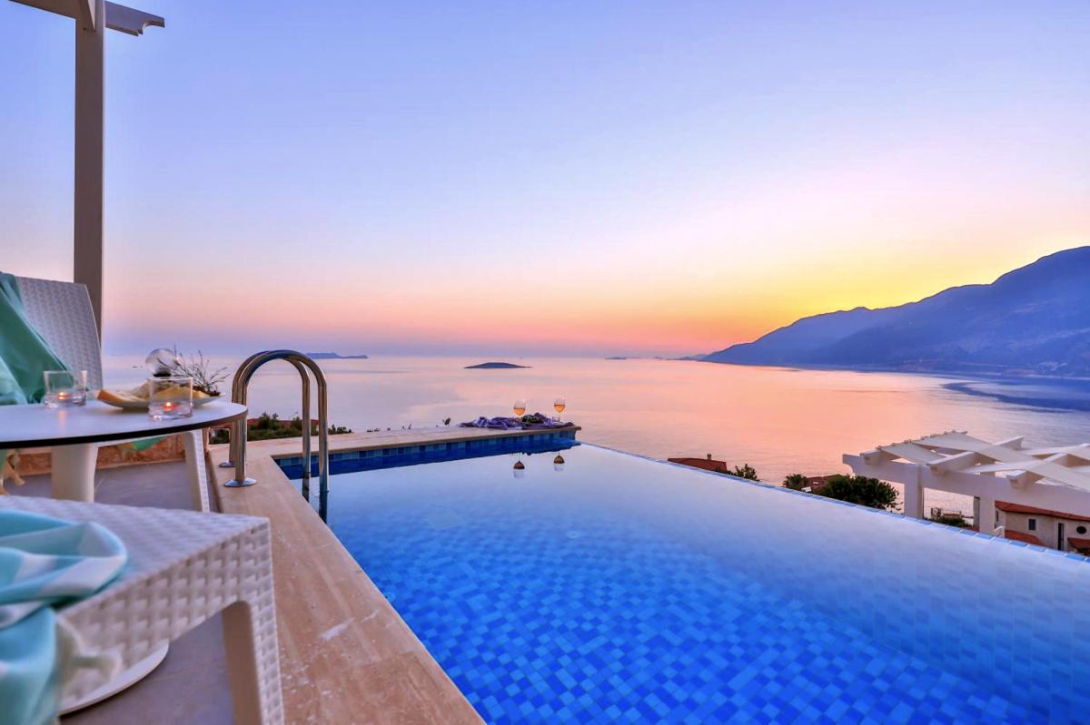 Hotel with private pool - Kaş Lisiya Hotel