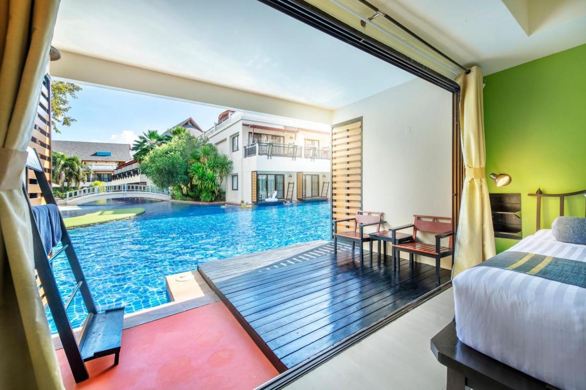 Hotel with private pool - Chada Lanta Beach Resort