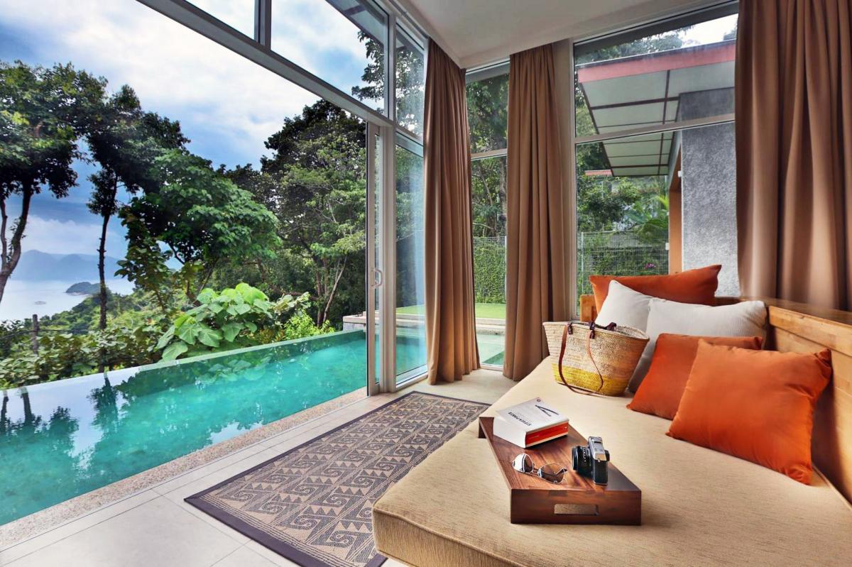 Hotel with private pool - Ambong Pool Villas - Private Pool