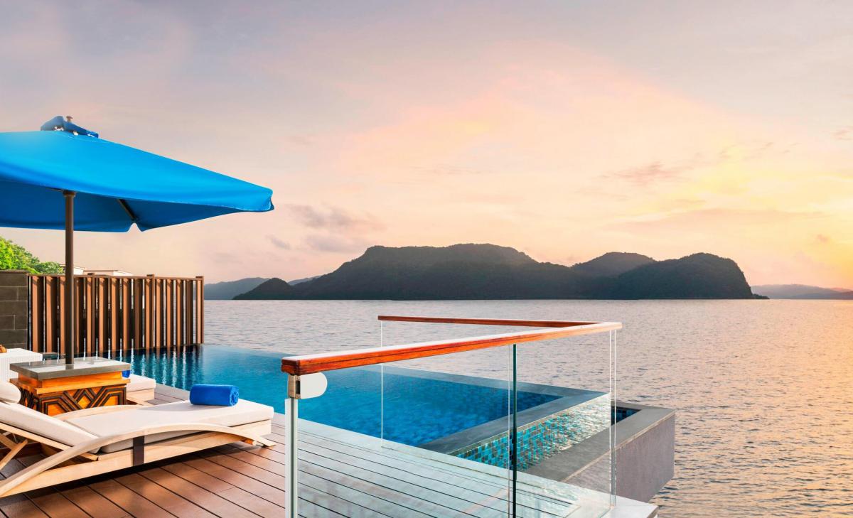 Hotel with private pool - The St. Regis Langkawi