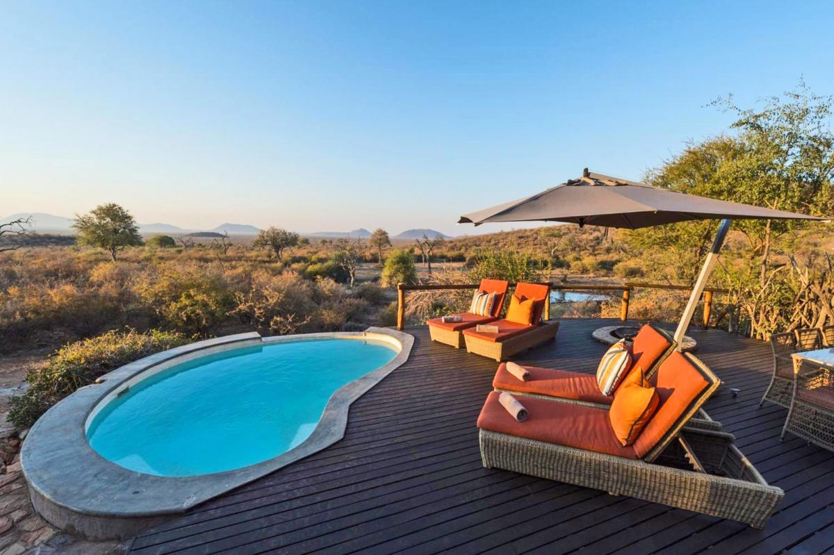 Hotel with private pool - Impodimo Game Lodge