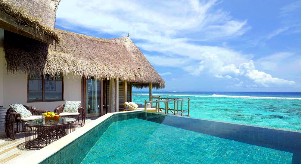 Hotel with private pool - Jumeirah Vittaveli