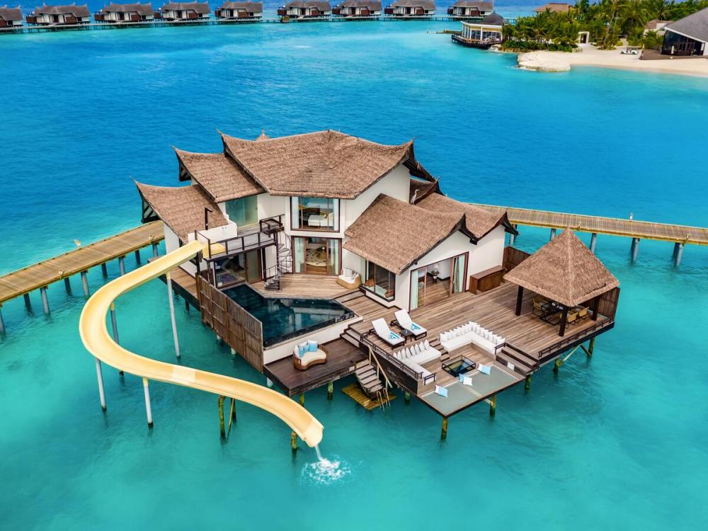 Hotel with private pool - OZEN RESERVE BOLIFUSHI - A Luxury All-Inclusive Resort