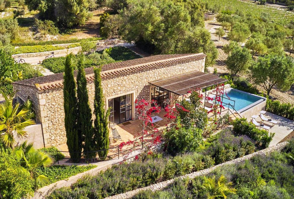 Hotel with private pool - Finca Serena Mallorca