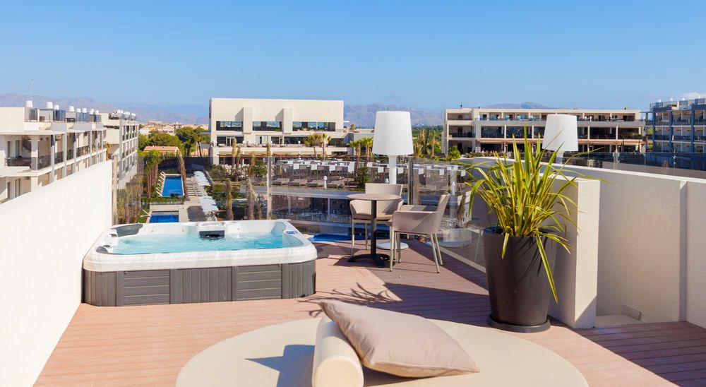 Hotel with private pool - Zafiro Palace Alcudia