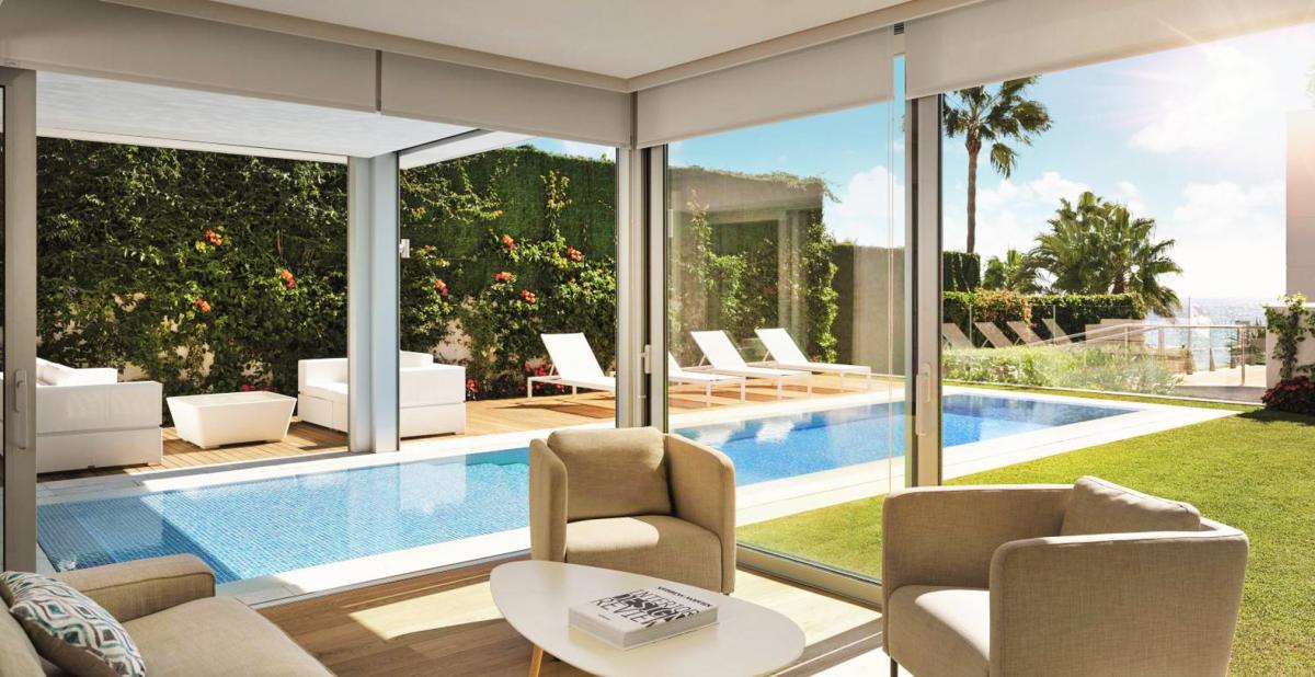 Hotel with private pool - Puente Romano Beach Resort