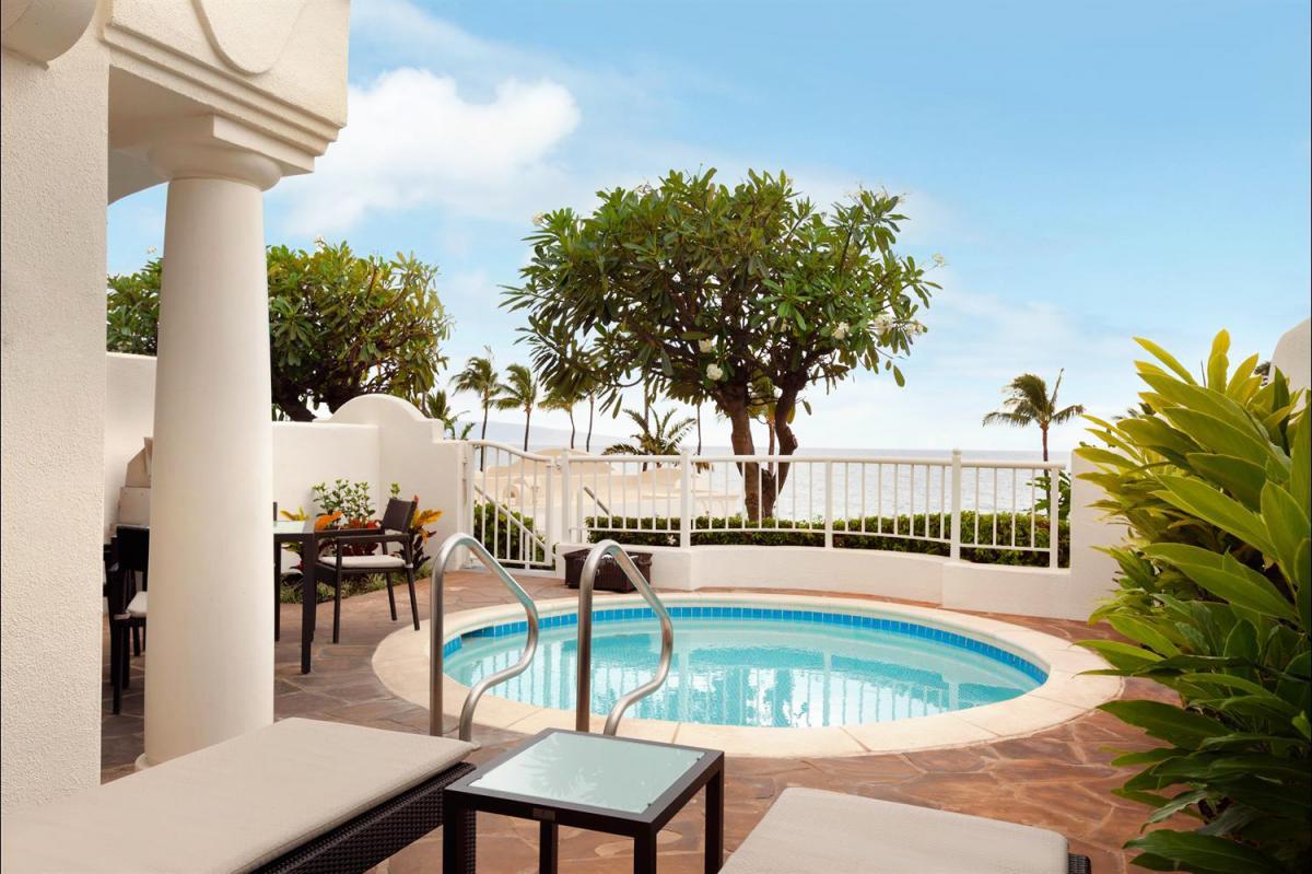 Hotel with private pool - Fairmont Kea Lani, Maui