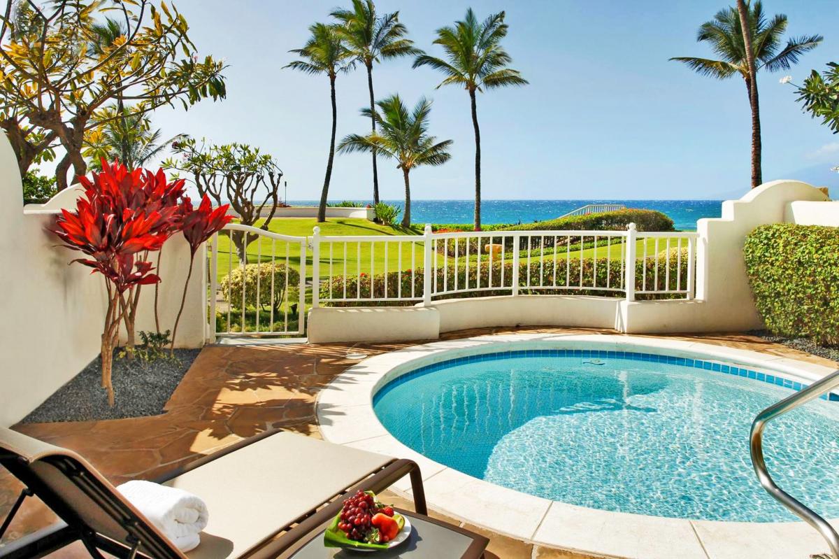 Hotel with private pool - Fairmont Kea Lani, Maui