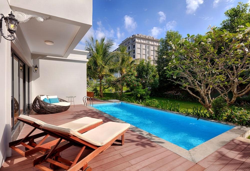 Hotel with private pool - Vinpearl Discovery Rockside Nha Trang