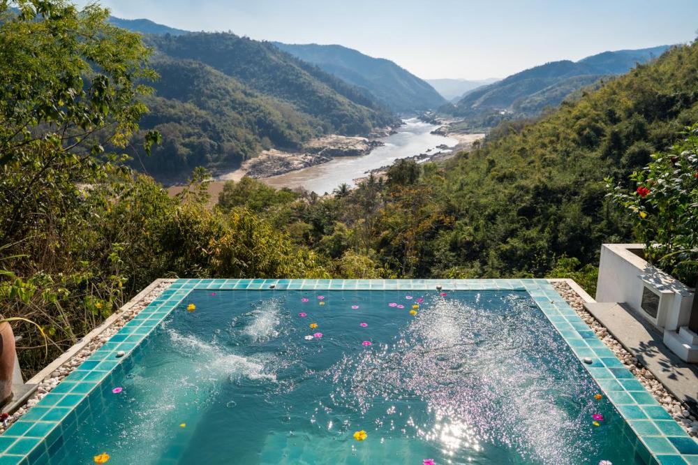 Hotel with private pool - Le Grand Pakbeng