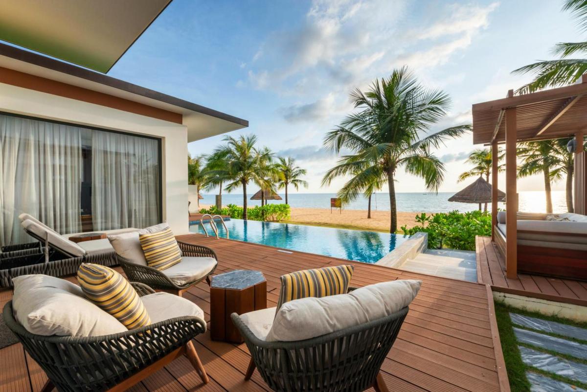 Hotel with private pool - Mövenpick Villas & Residences Phu Quoc