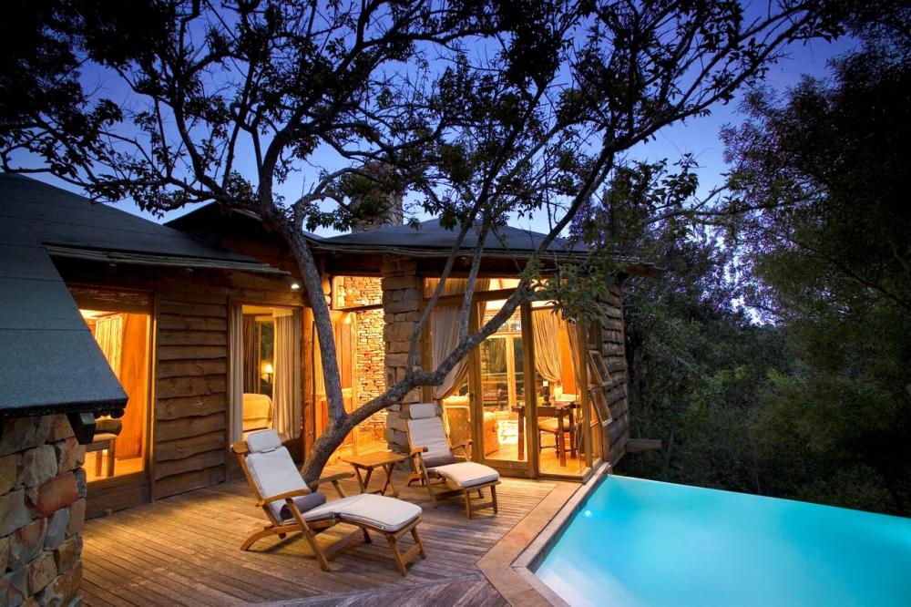 Hotel with private pool - Tsala Treetop Lodge