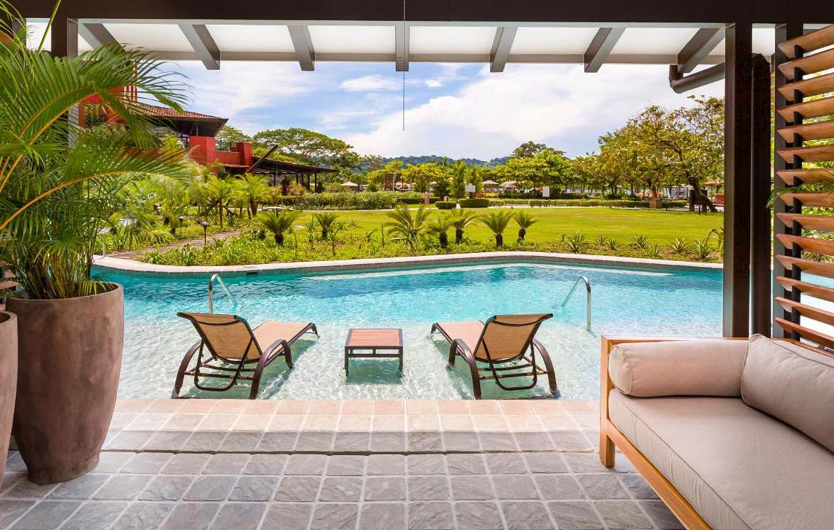 Hotel with private pool - Los Sueños Marriott Ocean & Golf Resort