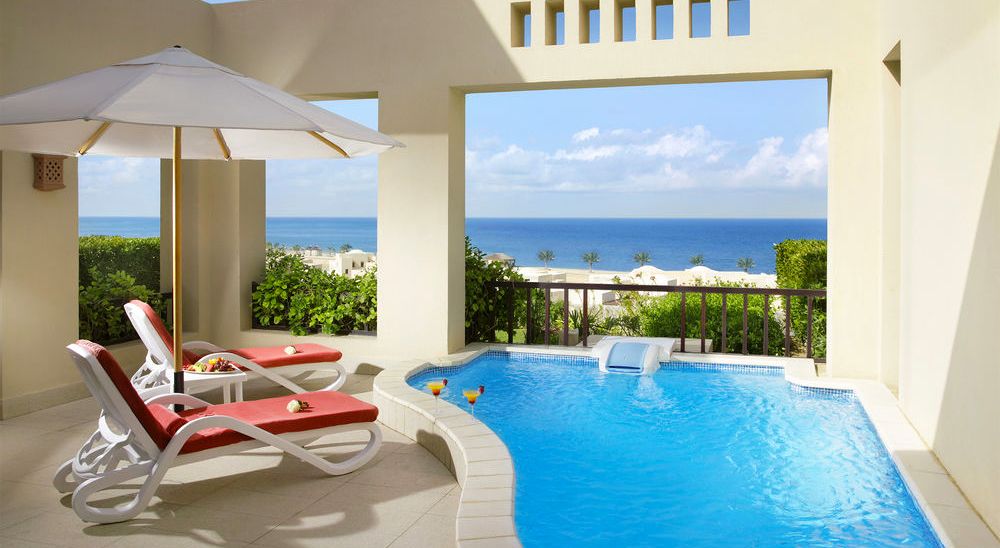Hotel with private pool - The Cove Rotana Resort
