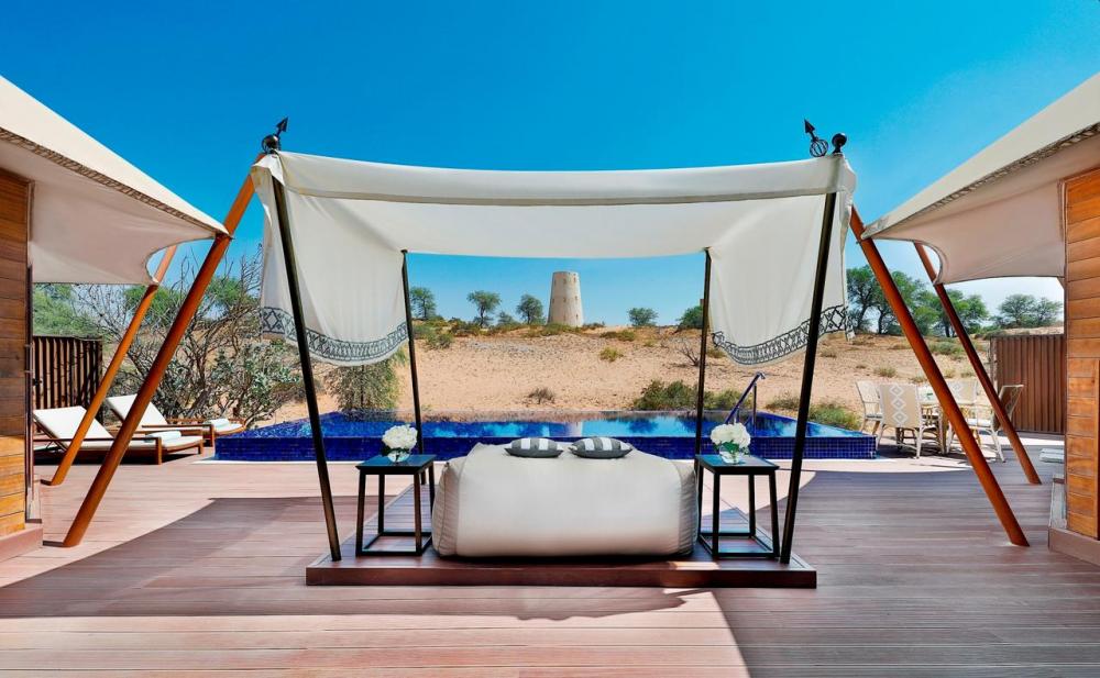 Hotel with private pool - The Ritz-Carlton Ras Al Khaimah, Al Wadi Desert
