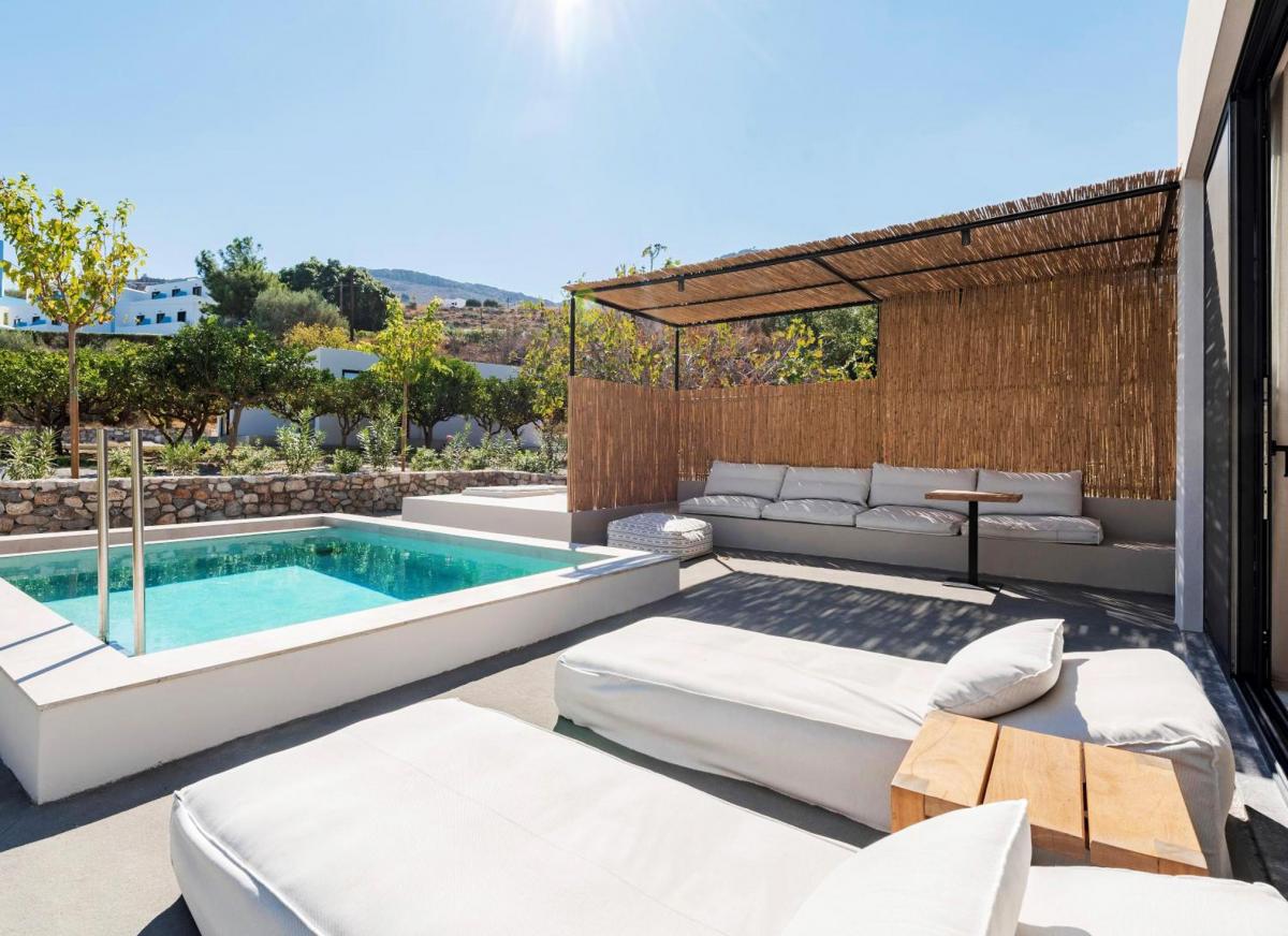 Hotel with private pool - Lindos Aqua Terra