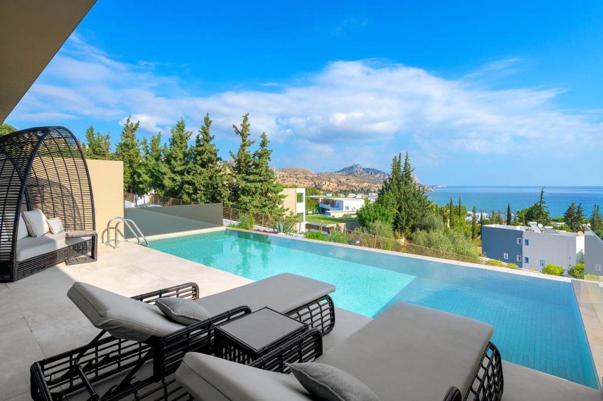 Hotel with private pool - Porto Angeli