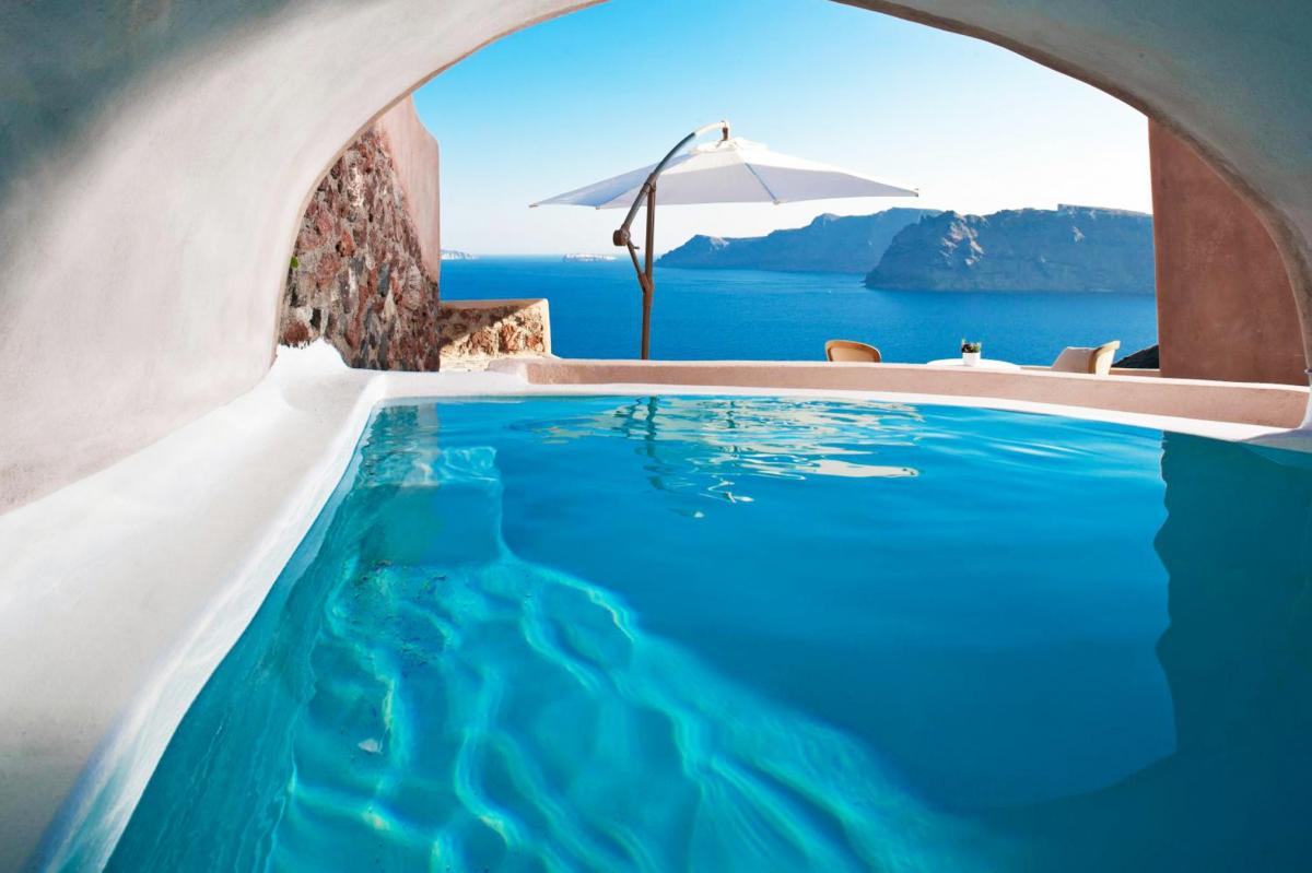 Hotel with private pool - Armeni Luxury Villas
