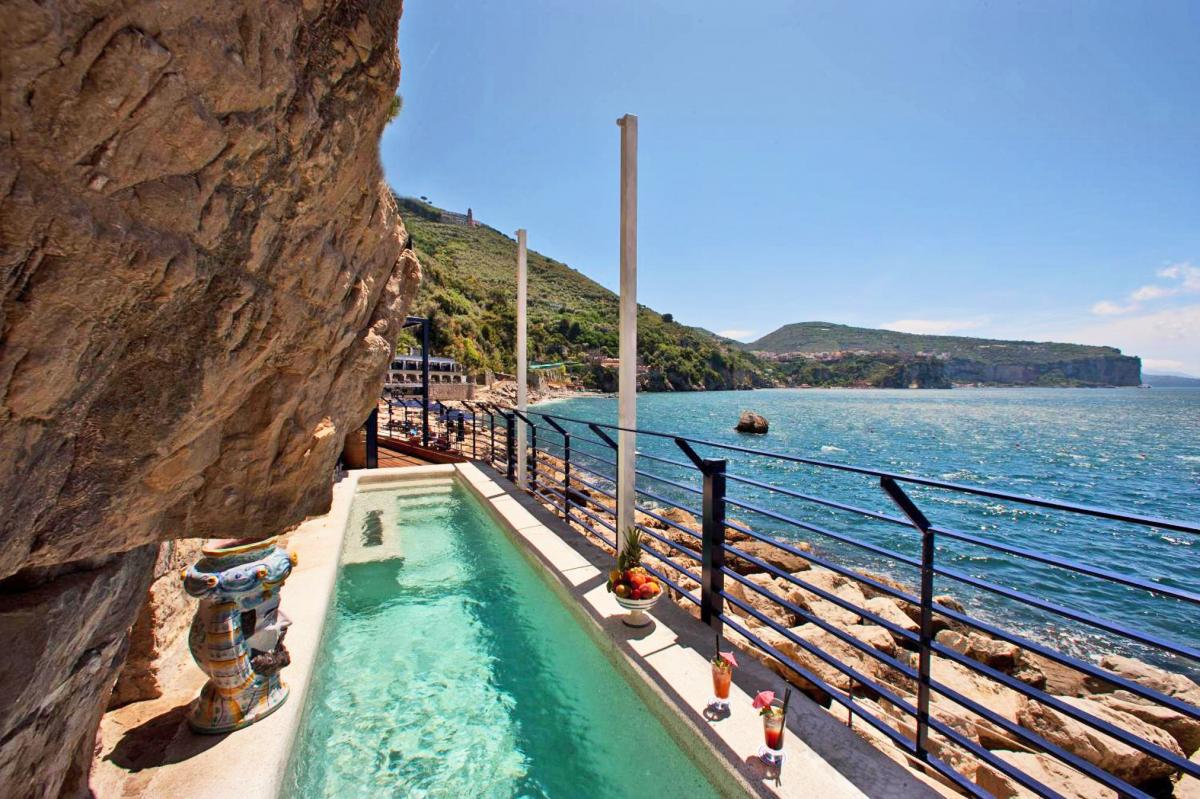 Hotel with private pool - Capo la Gala Hotel&Wellness