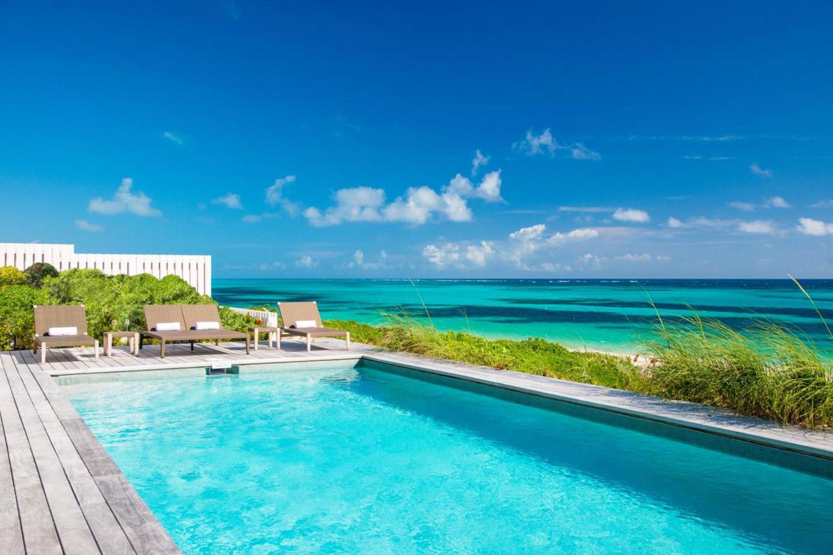 Hotel with private pool - Sailrock Resort - Oceanview Villas & Suites