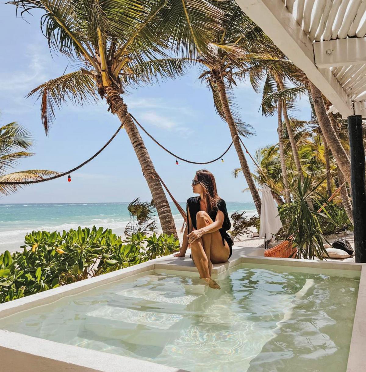 Hotel with private pool - Casa Gitano