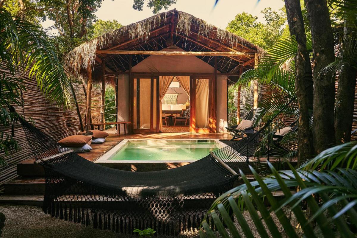 Hotel with private pool - OurHabitas Tulum