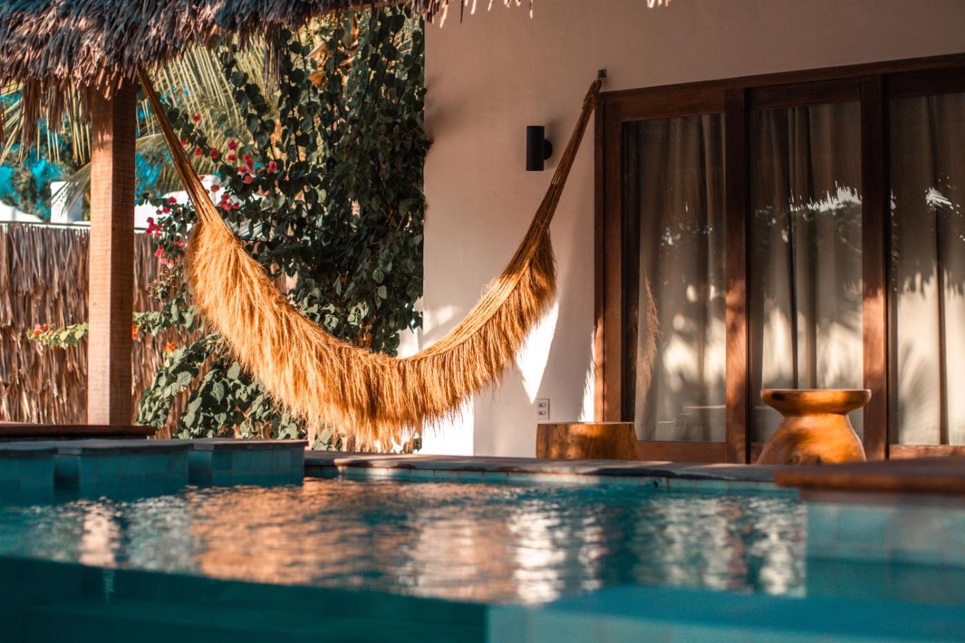 Hotel with private pool - Anacardier Privé Hotel