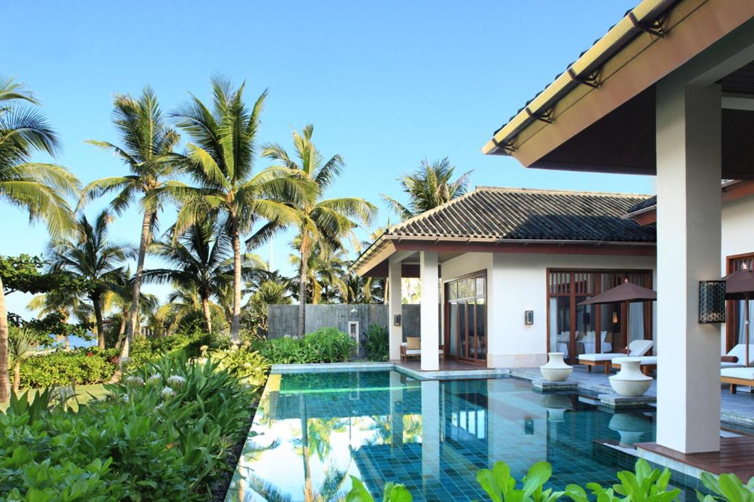 Hotel with private pool - Anantara Sanya Resort & Spa