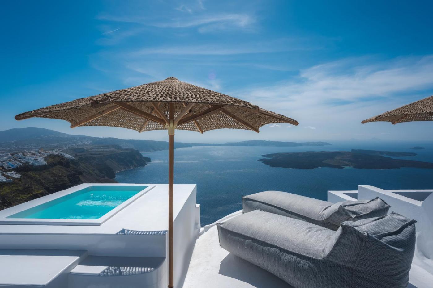 Hotel with private pool - Cilon Suites Santorini