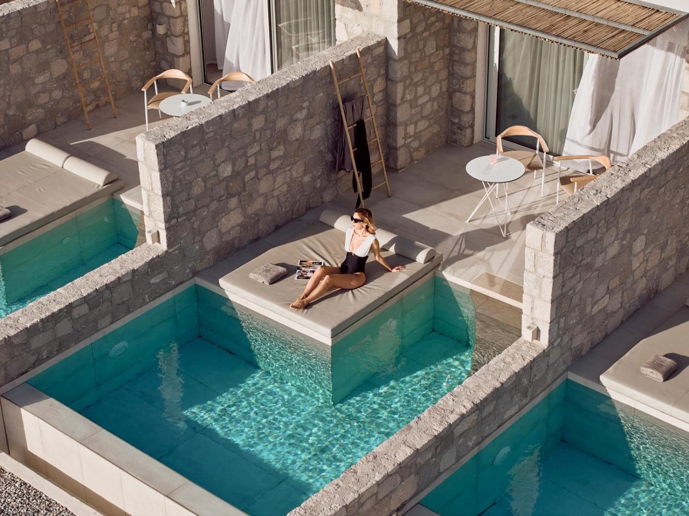 Hotel with private pool - Civitas Milos