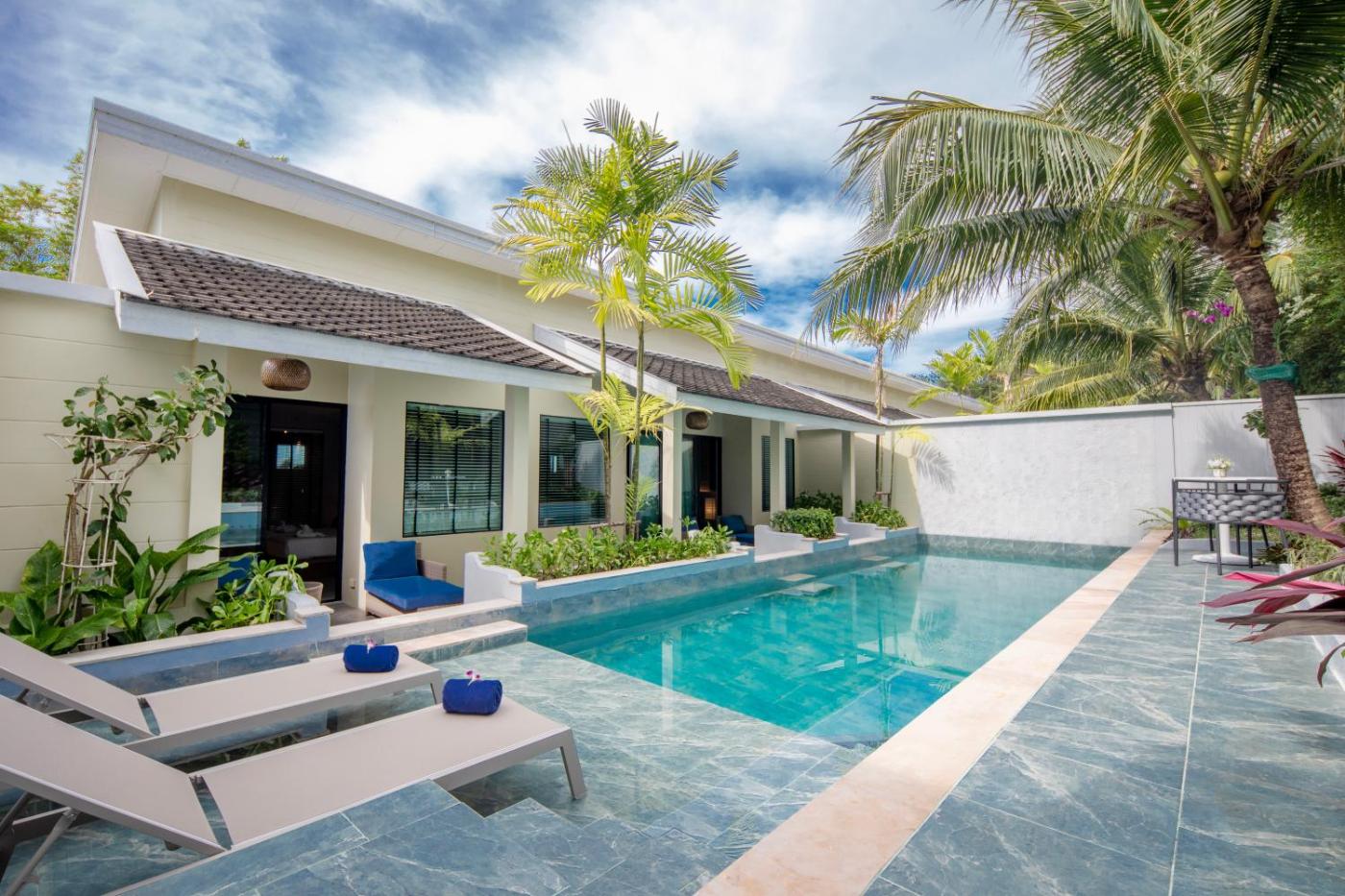 Hotel with private pool - CRAFT Resort & Villas, Phuket Town