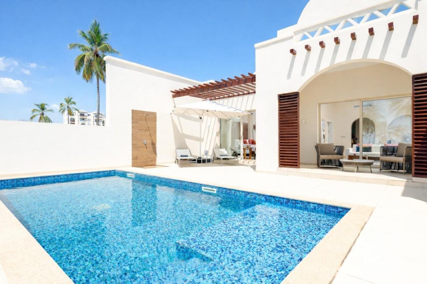 Hotel with private pool - Diamonds Bijoux