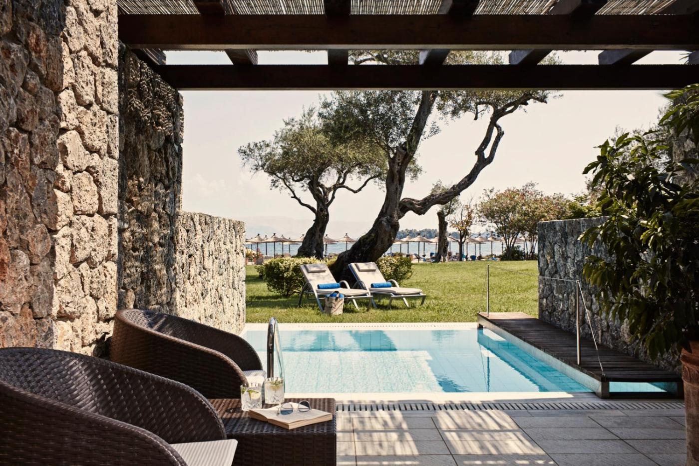 Hotel with private pool - Kontokali Bay Resort & Spa