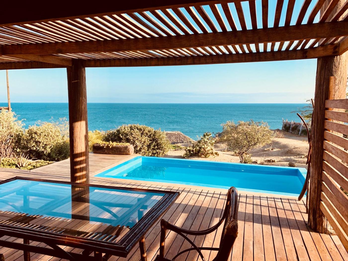 Hotel with private pool - La Playa