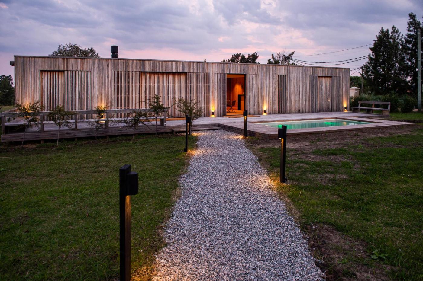 Hotel with private pool - LAS LIEBRES RESTAURANT & HOTEL