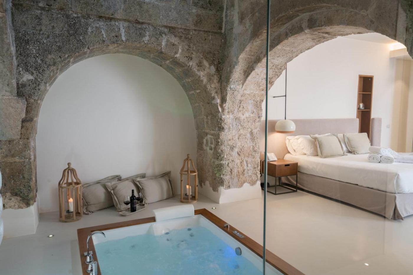 Hotel with private pool - Masseria Amastuola Wine Resort